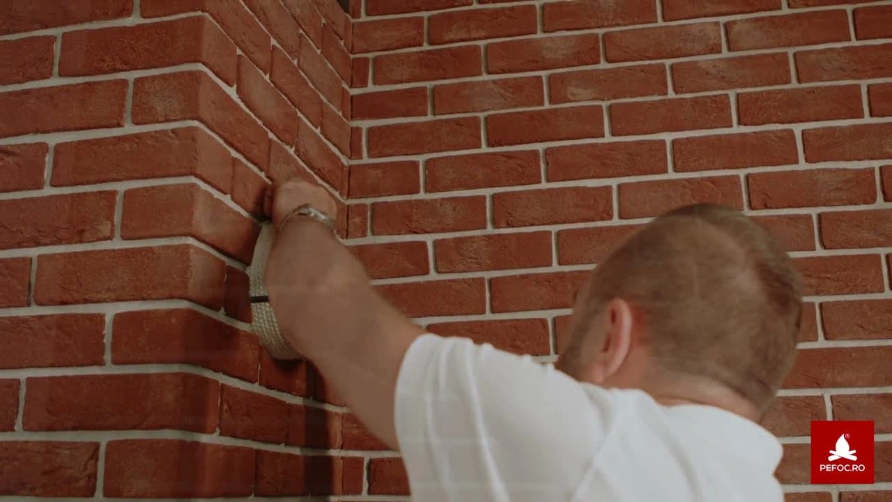 racordarea-sobei-la-cosul-de-fum-prin-montajul-burlanelor-de-otel