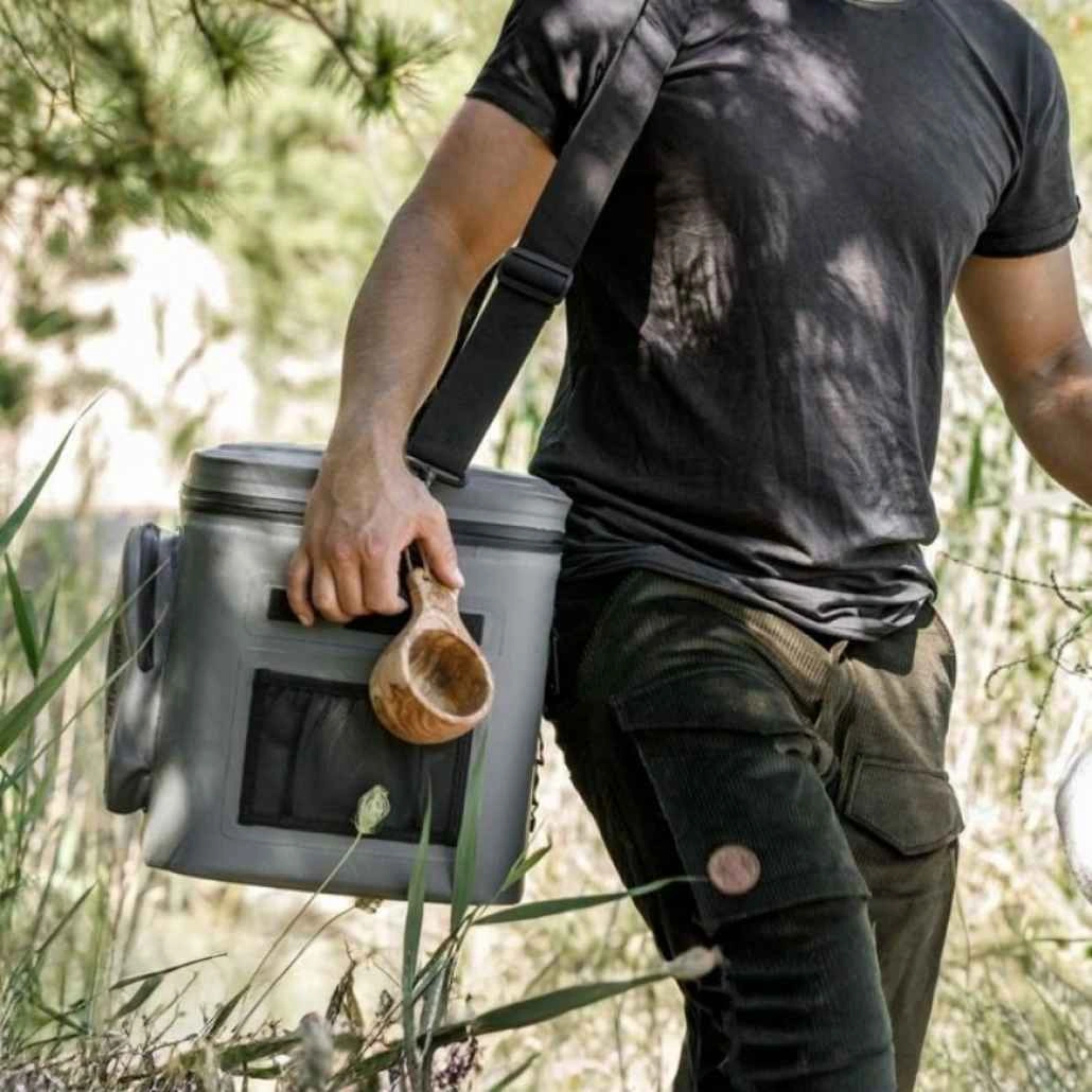 Geanta frigorifica Petromax 22 litri - Gri (3).jpg