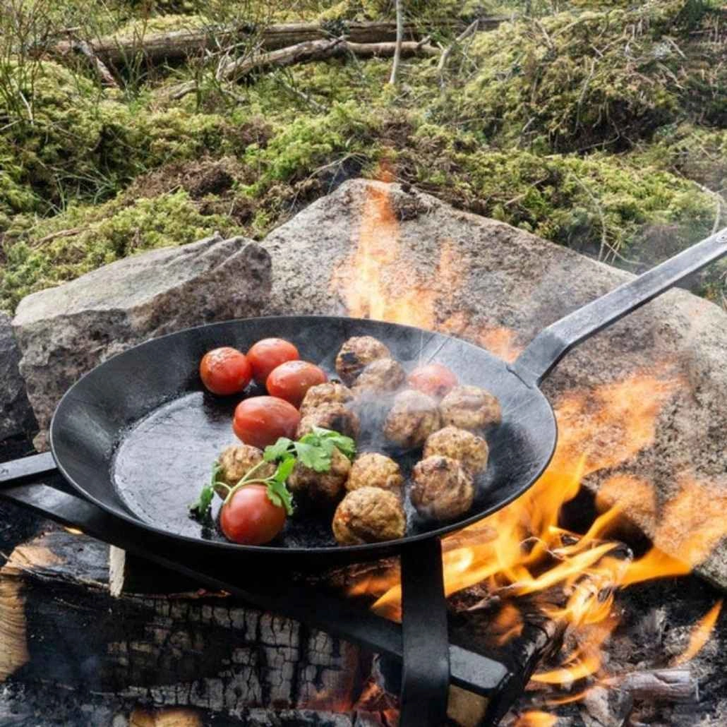 Set tigai fier forjat Petromax (3).jpg