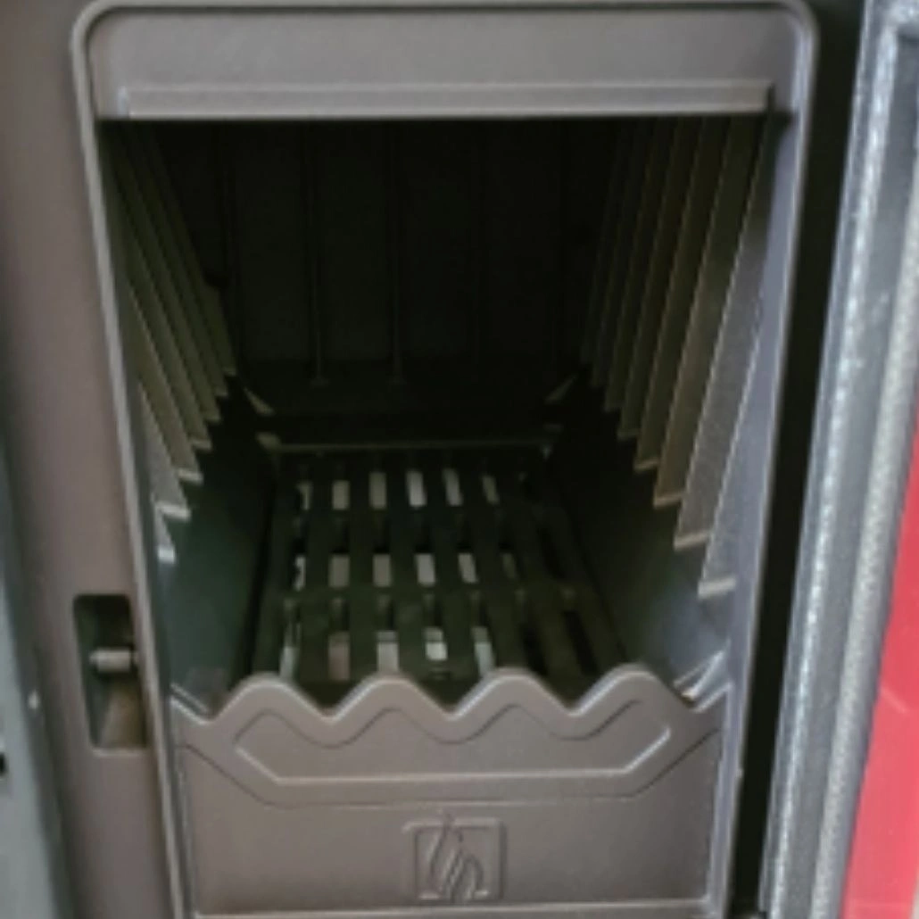 Soba Plamen 850 Rosu 4.jpg