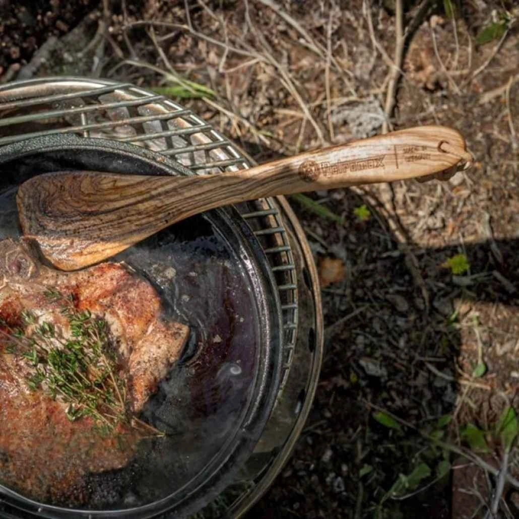 Spatula din lemn de maslin Petromax  (1).jpg