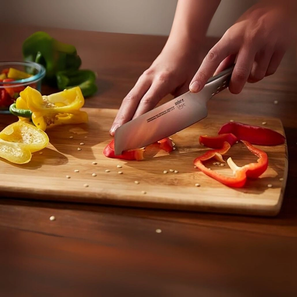 Cutit pentru legume Deluxe inox - mic (4).jpg