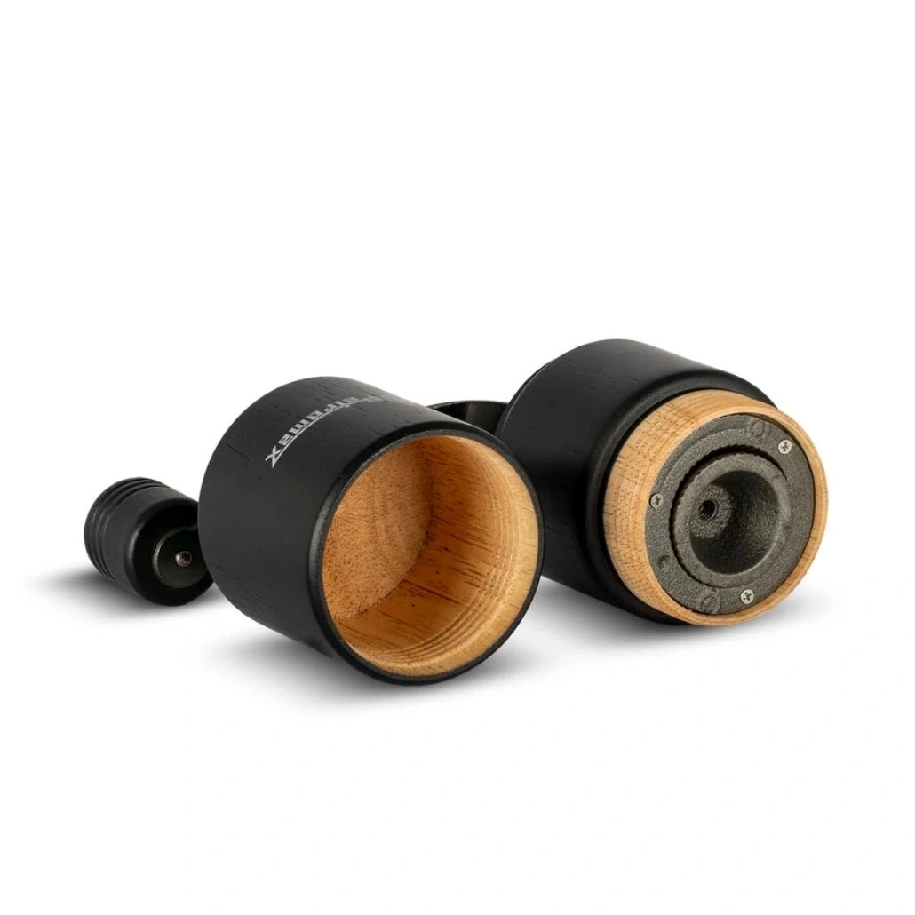 Rasnita manuala de cafea Petromax (1).jpg