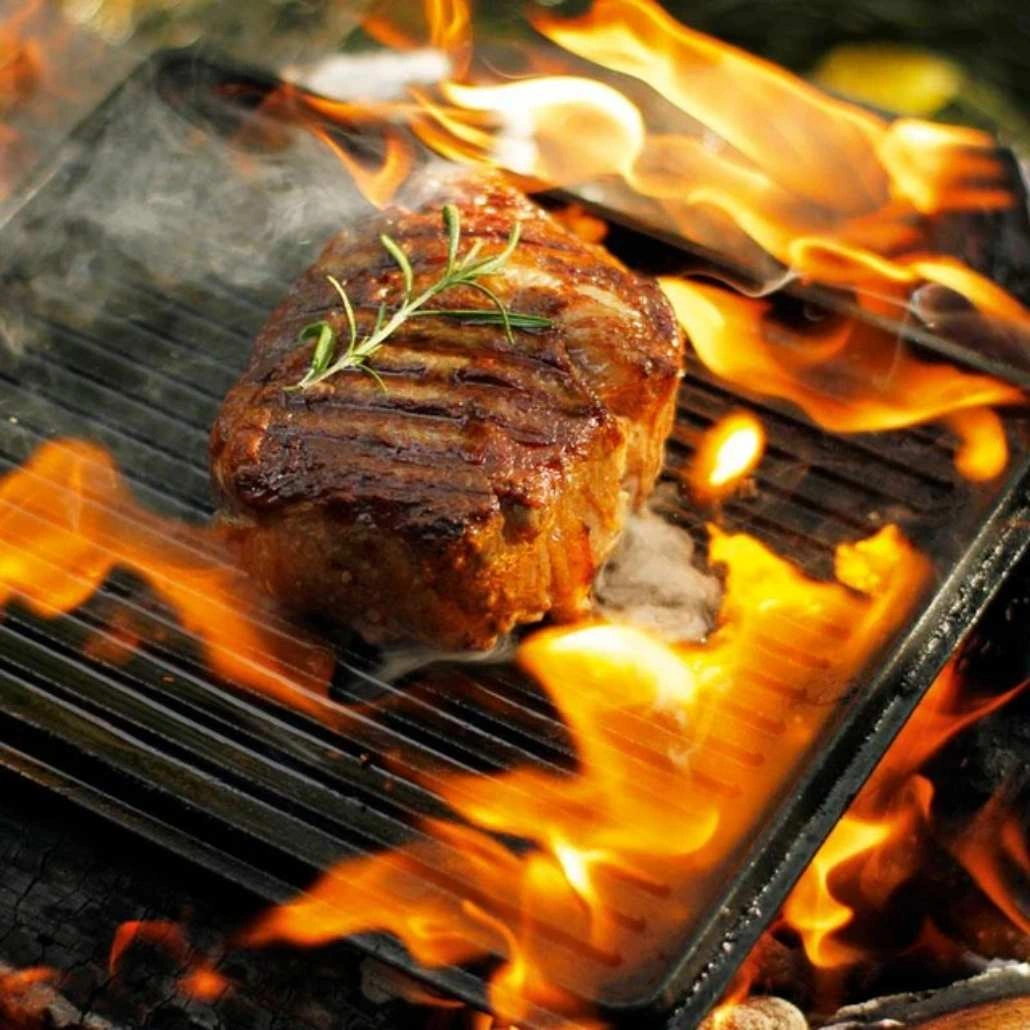 Tava de copt 8 litri din fonta Petromax K12 (2).jpg