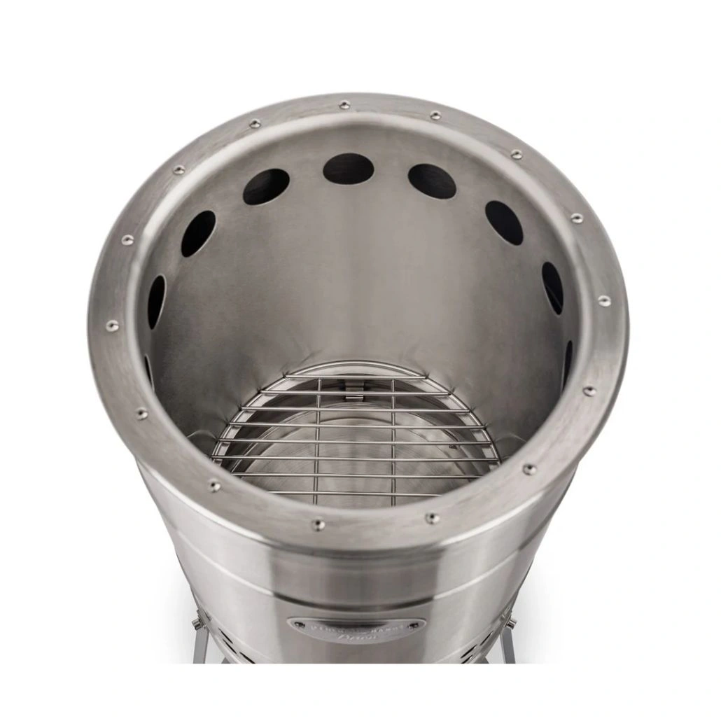 Semineu exterior Pyron Petromax (1).jpg