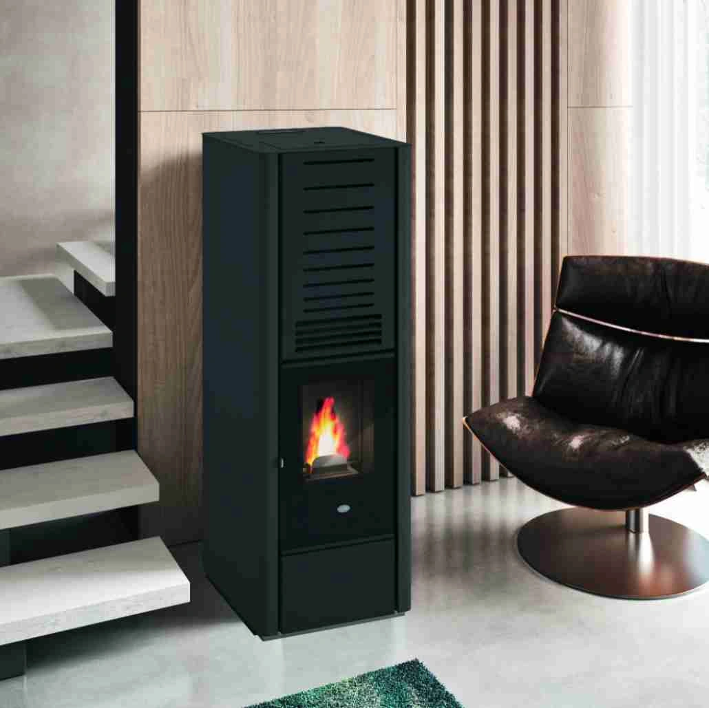 soba-peleti-karen-9kw-carbon-901678200-ean-8029728007339