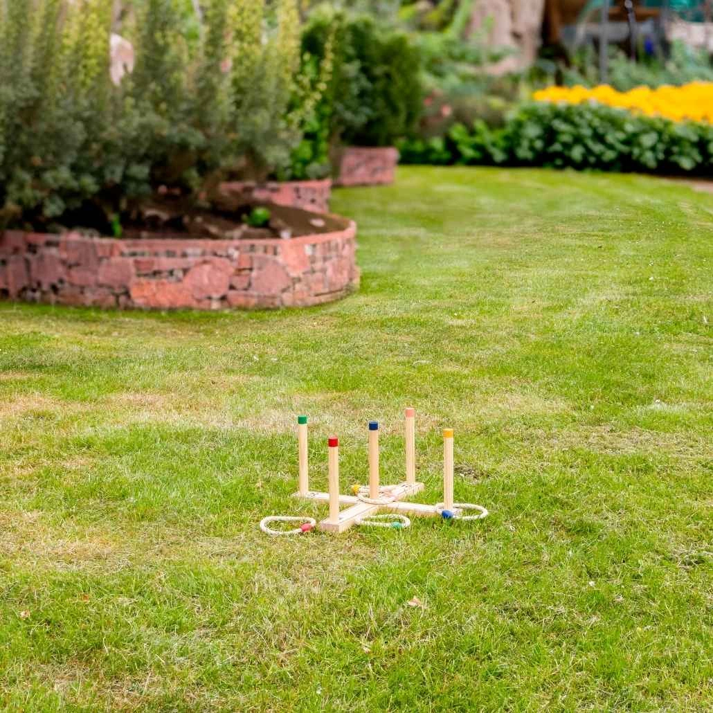 Joc de aruncat inele, suport lemn (3).jpg