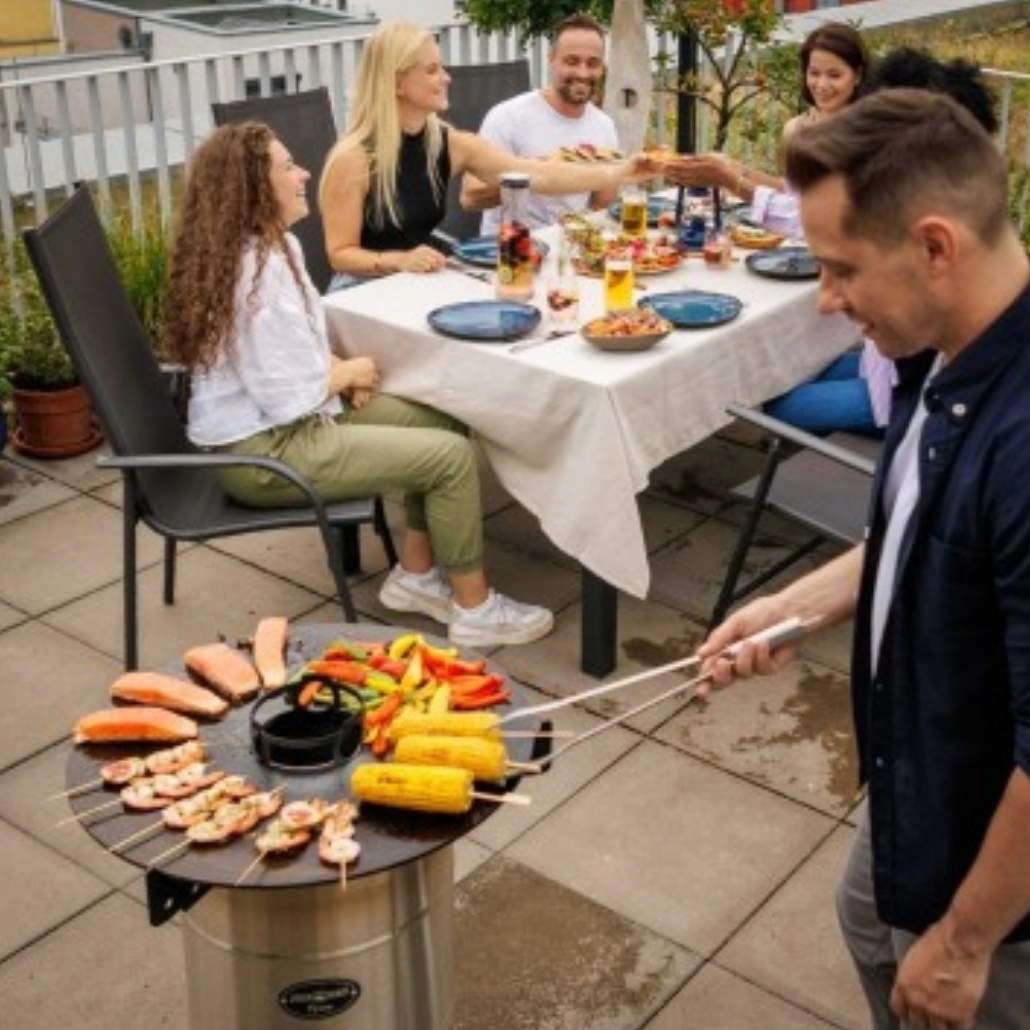 Semineu exterior Pyron cu plancha Petromax (3).jpg