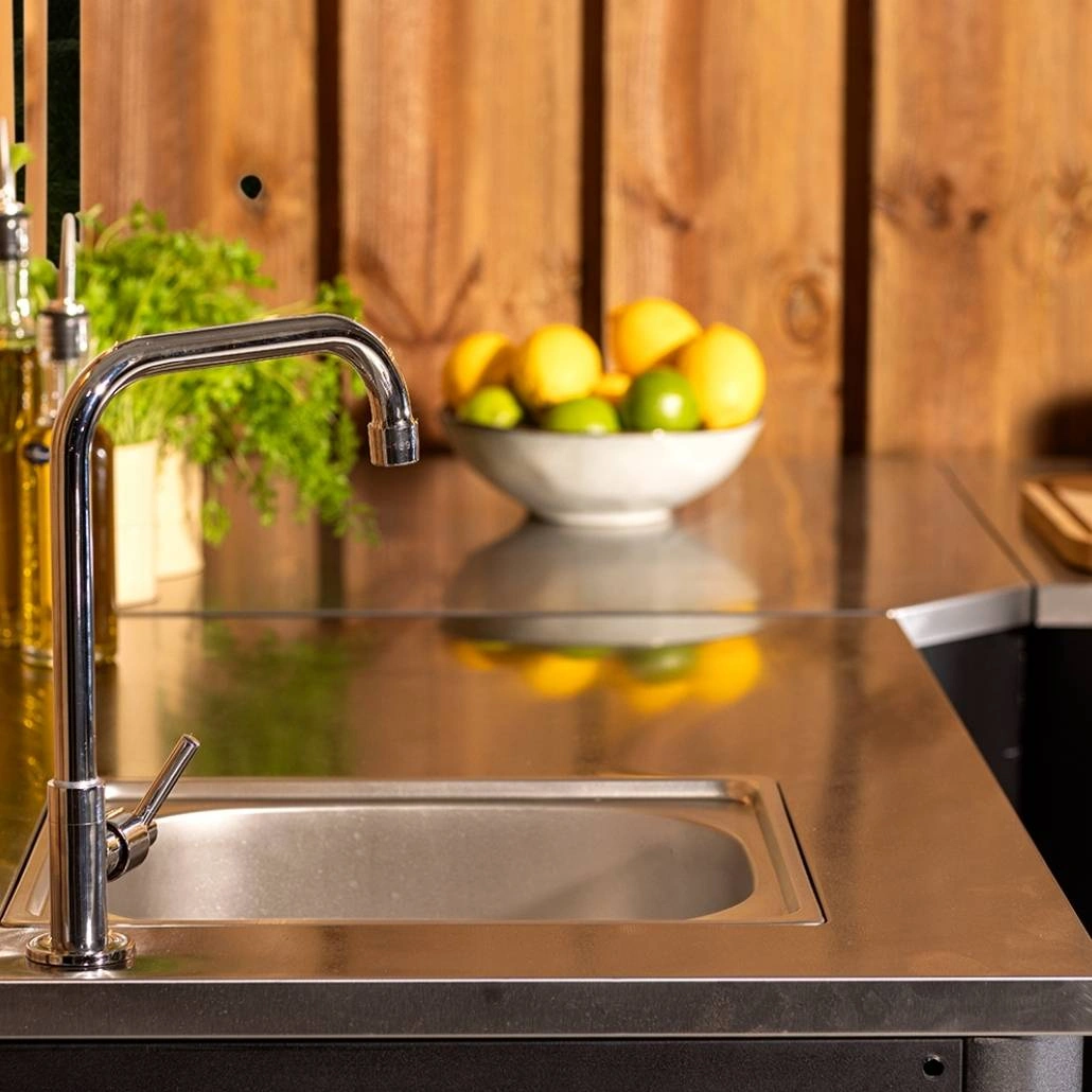 Pachet Bucatarie exterioara Cozze cu blat si chiuveta inox, modul de colt si masa inox (2).jpg