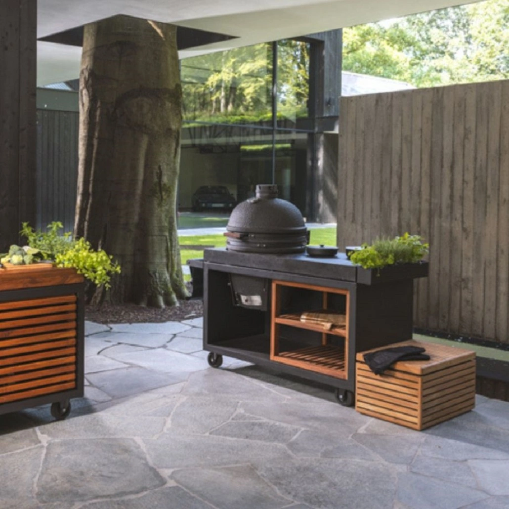 ofyr_kamado_table_black_135_pro_the_bastard_in_the_garden.jpg