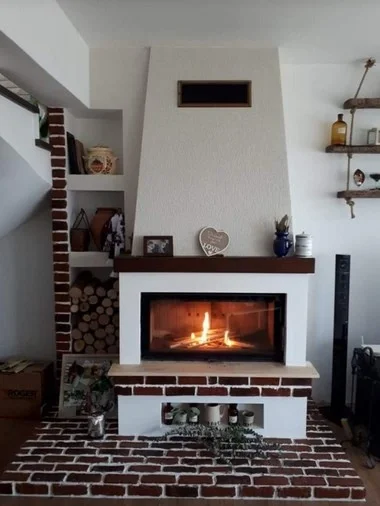 semineu-cu-focar-pe-lemne-construit-in-neamt