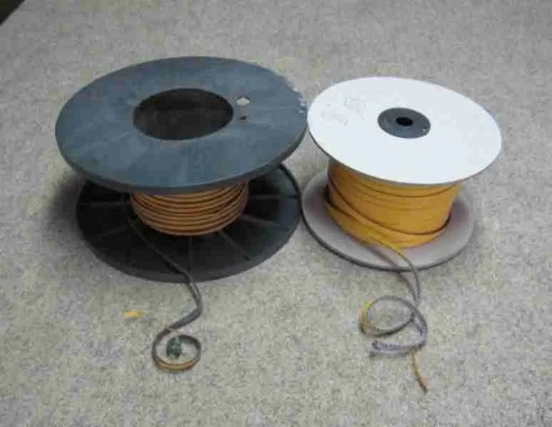 banda-termorezistenta-autoadeziva-8x2-mm-banda-cu-adeziv