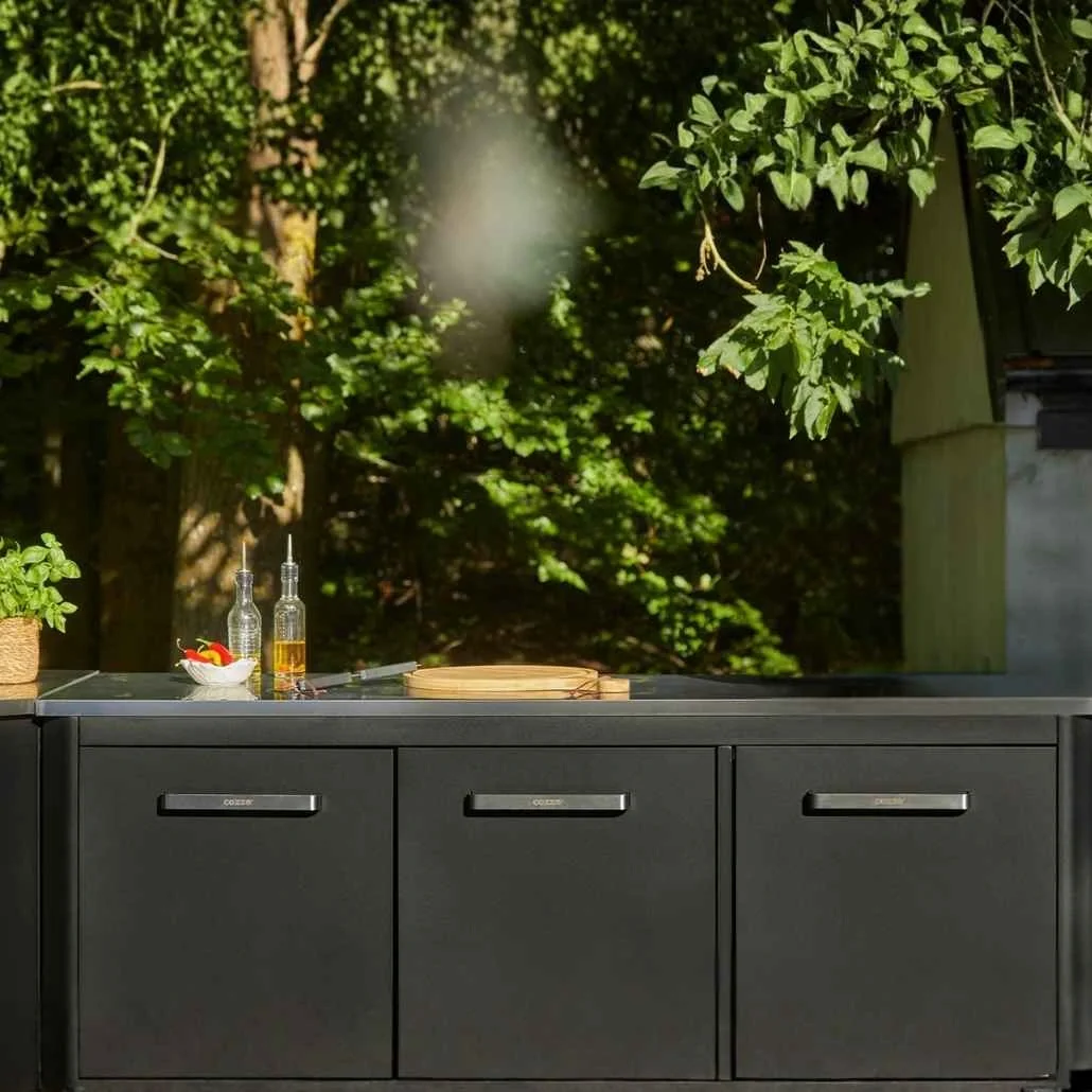 pachet-bucatarie-exterioara-cozze-cu-masa-inox-modul-de-colt-si-dulap-inox-cu-trei-usi-2jpg